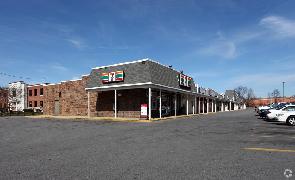 6237-6285 Crain Hwy, La Plata, MD à louer - Photo principale – Image 1 sur 3