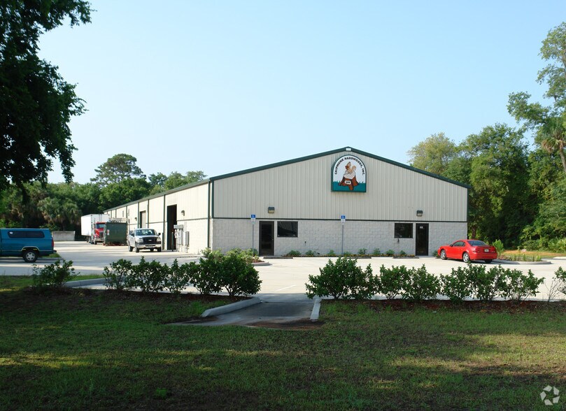 500 Pullman Rd, Edgewater, FL à louer - Photo de l’immeuble – Image 2 sur 12