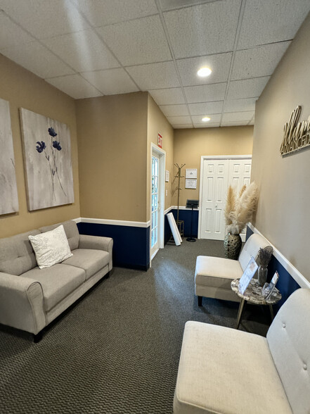 345 W Main St, Leola, PA à louer - Photo intérieure – Image 2 sur 19