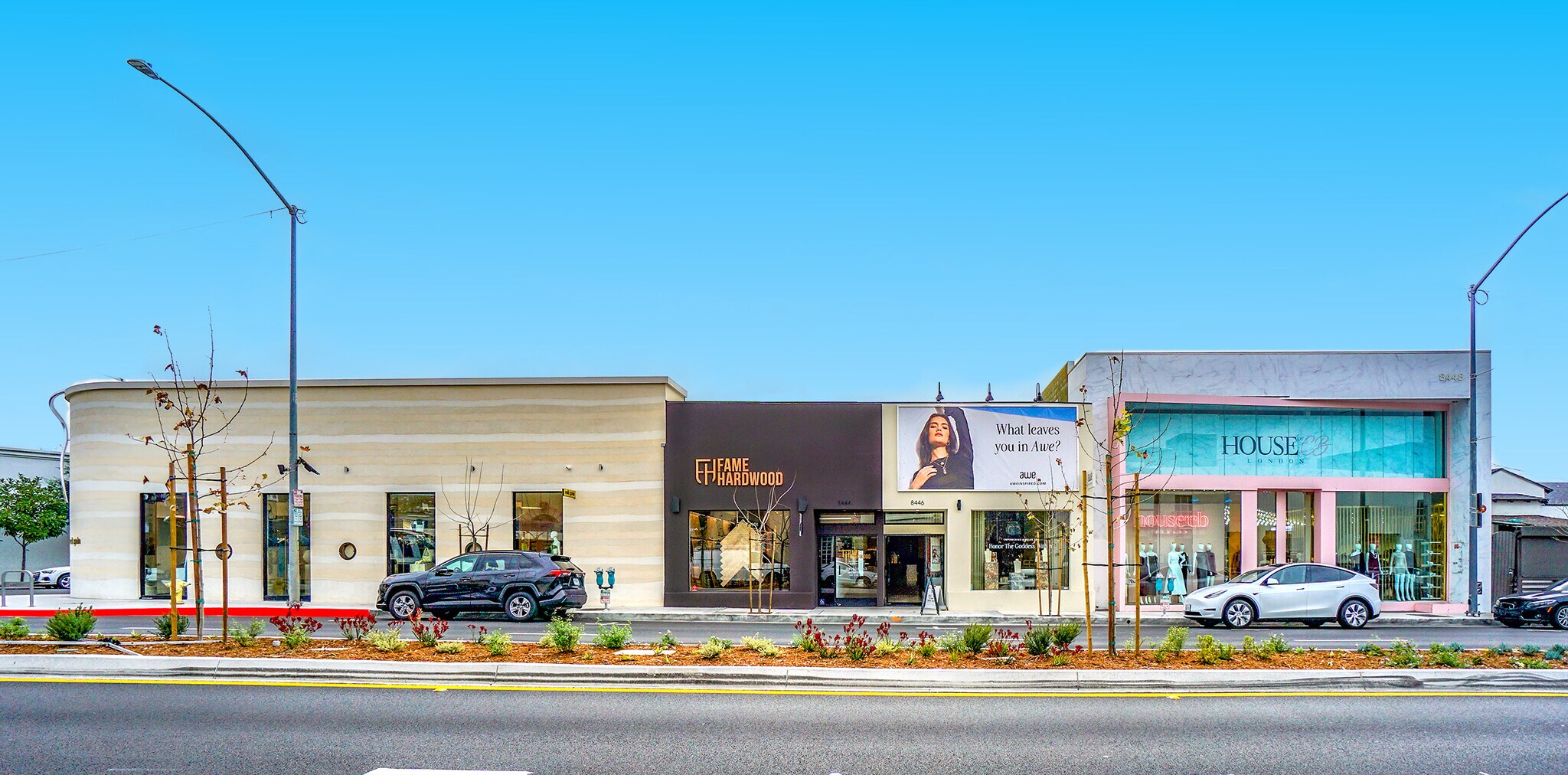 8444 Melrose Ave, Los Angeles, CA à louer Photo de l’immeuble– Image 1 sur 6