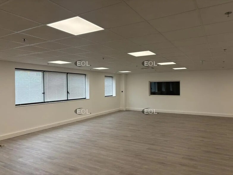 Industriel/Logistique dans Goussainville à louer - Photo intérieure – Image 3 sur 7