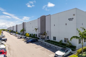 Plus de détails pour 8565 W 44th Ave, Hialeah, FL - Industriel/Logistique à louer