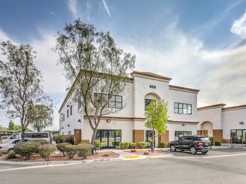 8515 Edna Ave, Las Vegas, NV à louer - Photo principale – Image 1 sur 10