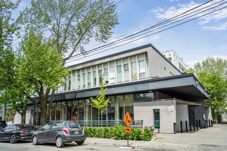2100-2106 Rue Fleury E, Montréal, QC à vendre - Photo de l’immeuble – Image 3 sur 7