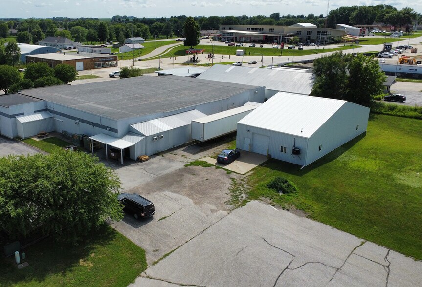 1112 Chatburn Ave, Harlan, IA à vendre - Photo de l’immeuble – Image 3 sur 5