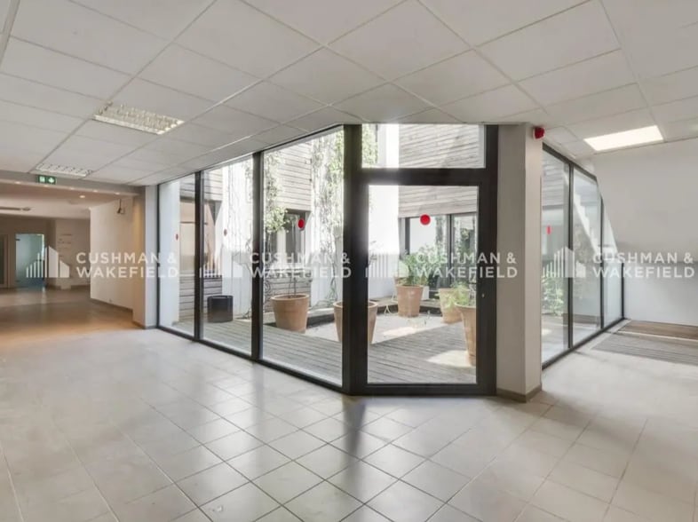 155 Rue Du Dirigeable, Aubagne à louer - Photo intérieure – Image 3 sur 10
