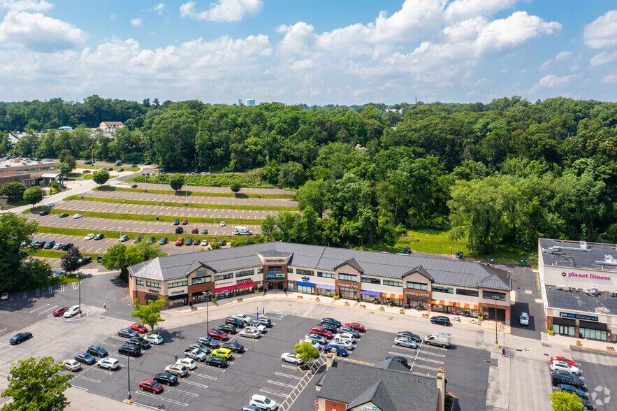 1537-1639 Fairway Valley Rd, Jenkintown, PA à louer - Aérien – Image 2 sur 7