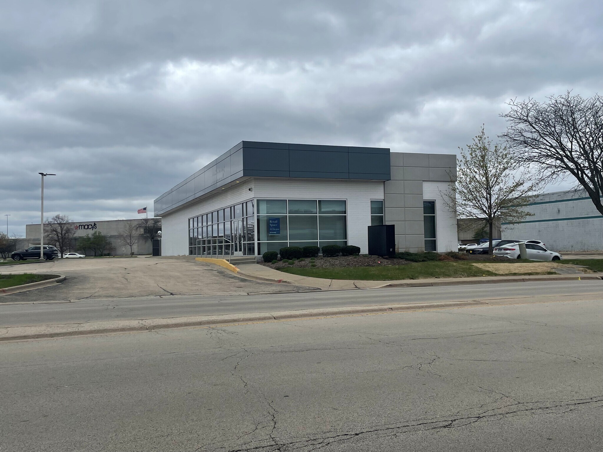 3330 W Mall Loop Dr, Joliet, IL à vendre Photo de l’immeuble– Image 1 sur 7