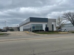 3330 W Mall Loop Dr, Joliet, IL à vendre Photo de l’immeuble– Image 1 sur 1
