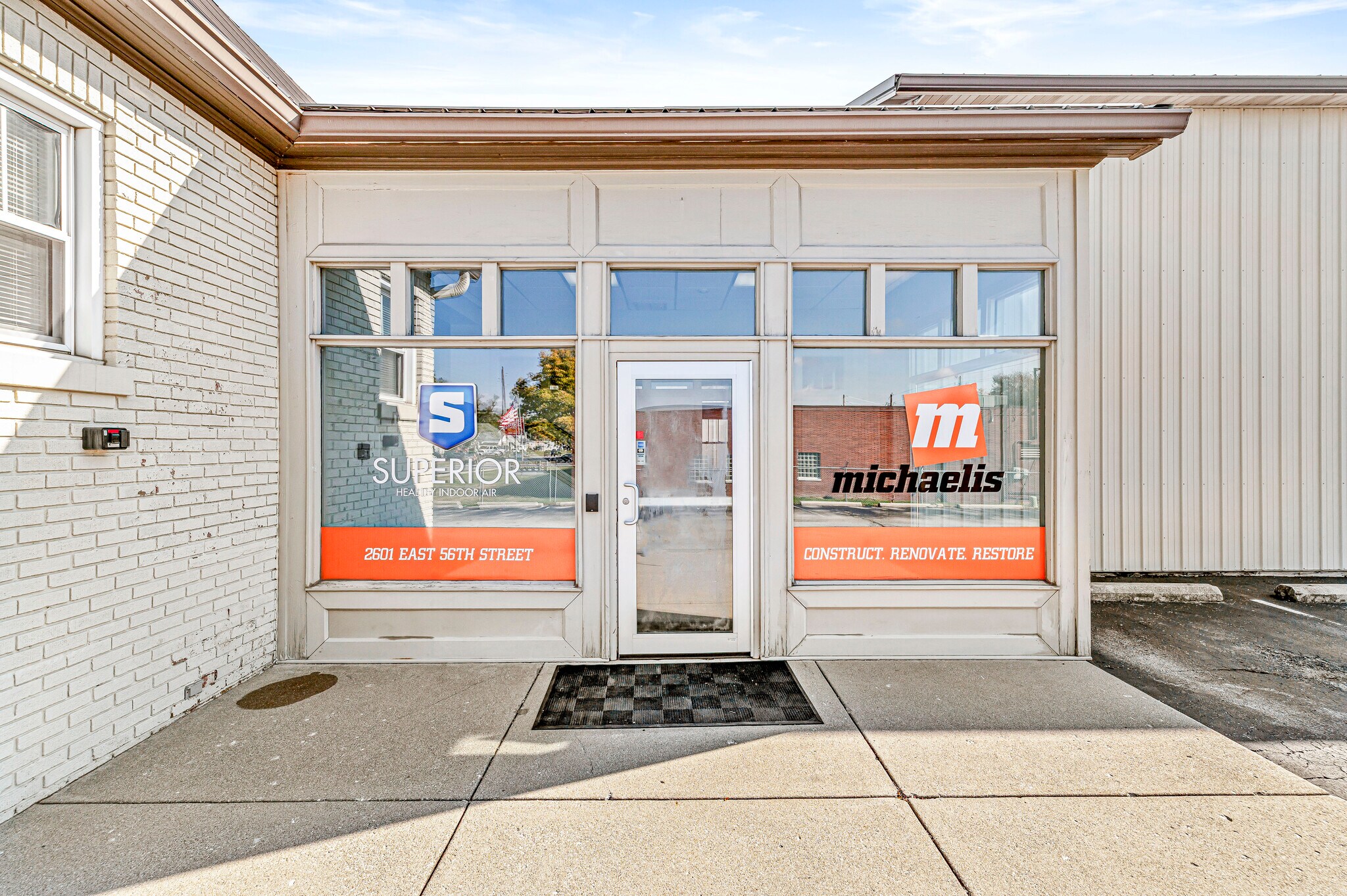 2601 E 56th St, Indianapolis, IN à louer Photo intérieure– Image 1 sur 23