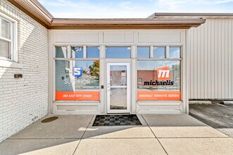 2601 E 56th St, Indianapolis, IN à louer Photo intérieure– Image 1 sur 23