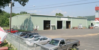 Plus de détails pour 122 Route 32, North Franklin, CT - Industriel/Logistique à louer