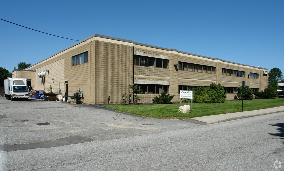 30 Torrice Dr, Woburn, MA à vendre - Photo de l’immeuble – Image 2 sur 2