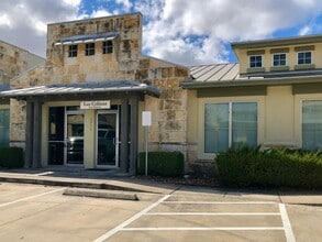 1920 Corporate Dr, San Marcos, TX à louer Photo intérieure– Image 1 sur 5