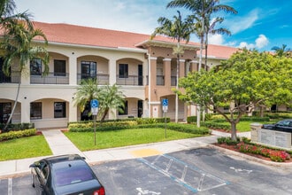 7501 Wiles Rd, Coral Springs, FL à louer Photo intérieure– Image 1 sur 28