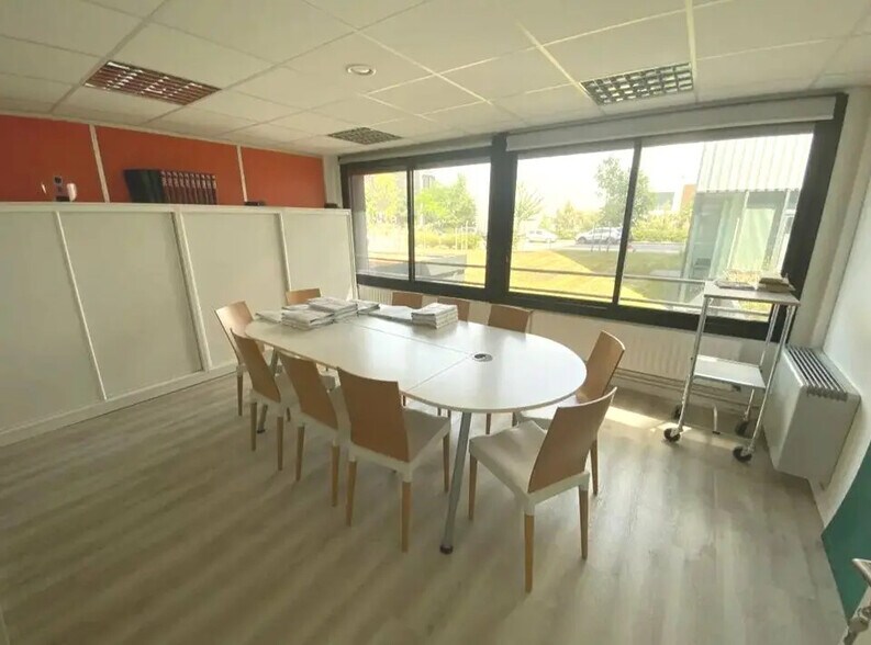 Bureau dans Nantes à louer - Photo de l’immeuble – Image 1 sur 4