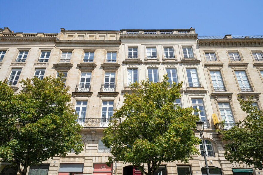 Bureau dans Bordeaux à louer - Photo de l’immeuble – Image 1 sur 9