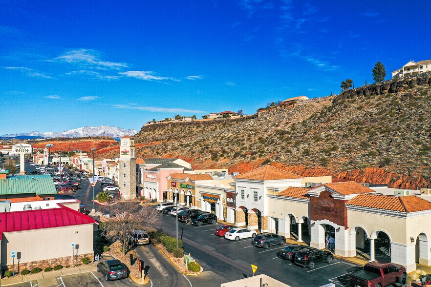 250 N Red Cliffs Dr, Saint George, UT à louer - Photo de l’immeuble – Image 3 sur 16