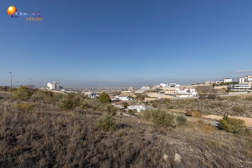 Calle Güevéjar, 6, La Zubia, Granada à vendre - Photo de l’immeuble – Image 2 sur 17