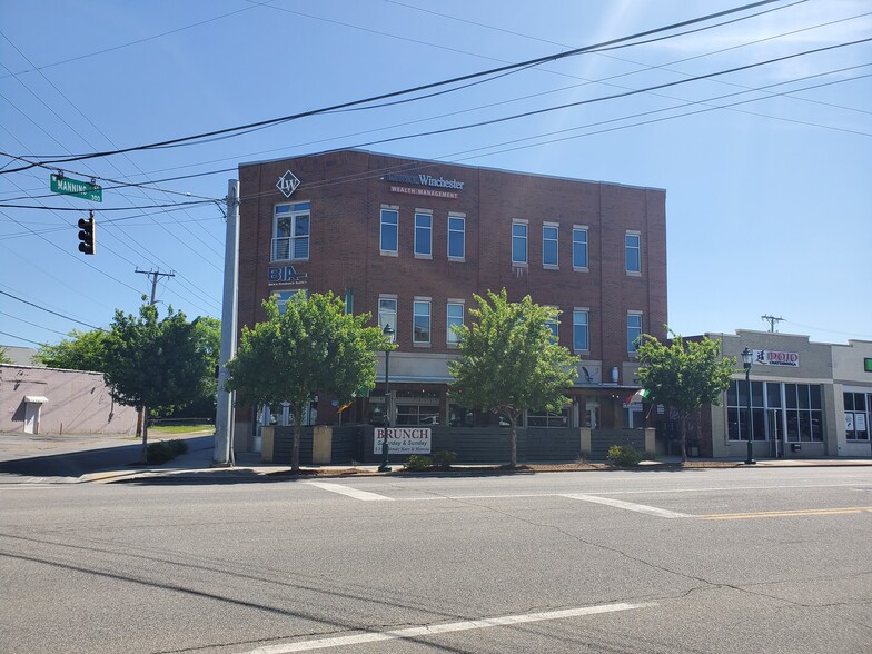 325 Cherokee Blvd, Chattanooga, TN à louer - Photo de l’immeuble – Image 3 sur 21