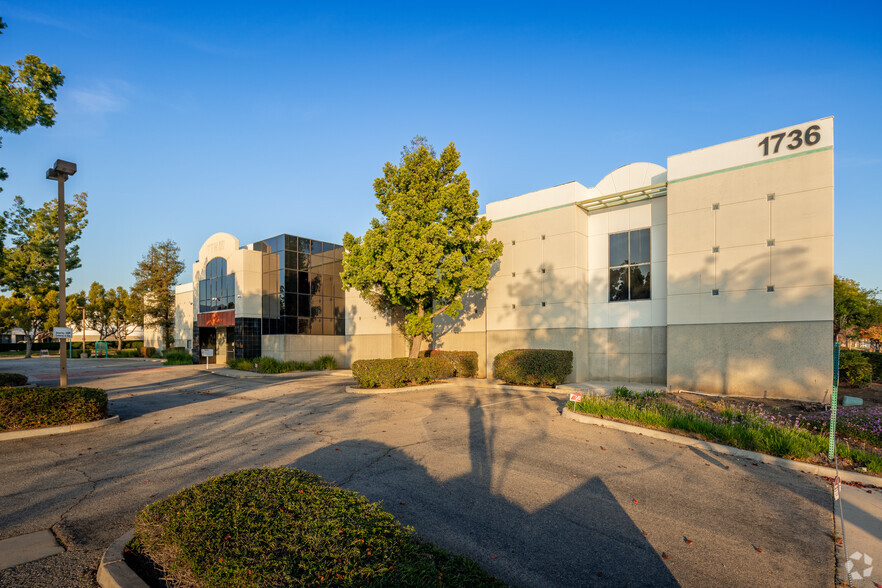 1736 Wright Ave, La Verne, CA à louer - Photo de l’immeuble – Image 1 sur 11