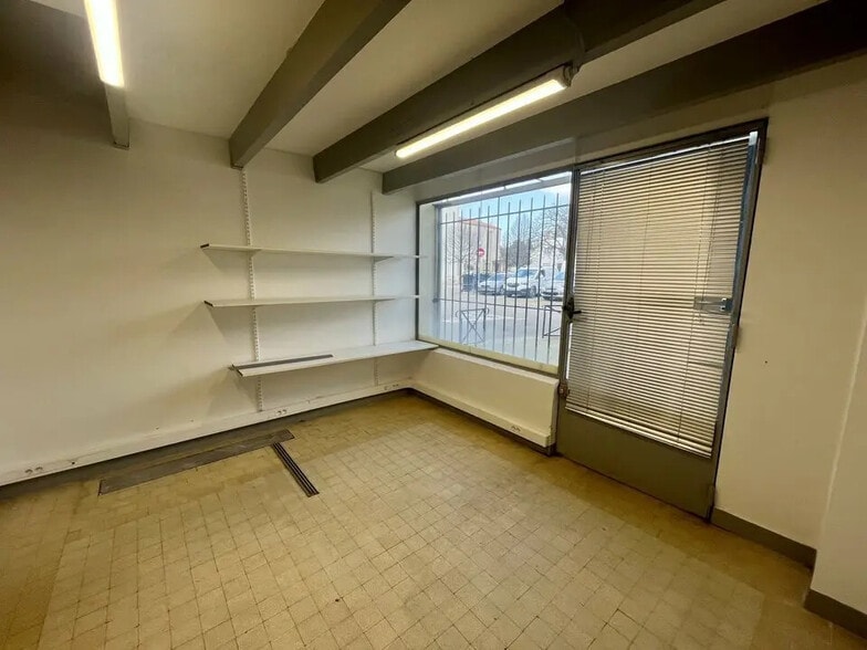 Bureau dans Arles à louer - Photo intérieure – Image 3 sur 3