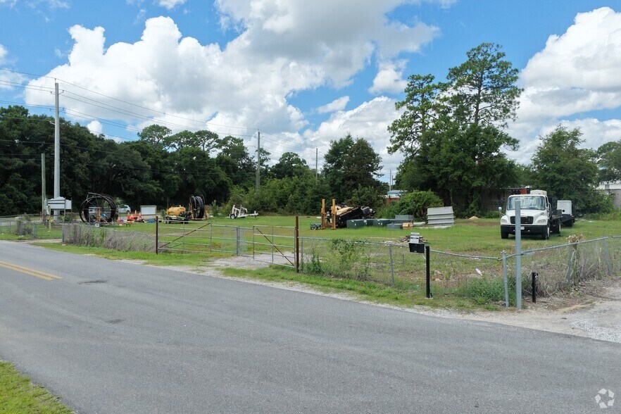 Lewis Turner Blvd, Fort Walton Beach, FL à vendre - Photo principale – Image 1 sur 3