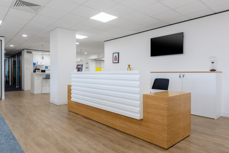 132 Lewisham High St, Londres à louer - Photo intérieure – Image 2 sur 10