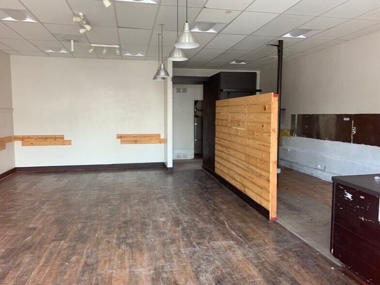 15600 Ventura Blvd, Encino, CA à louer - Photo intérieure – Image 3 sur 6