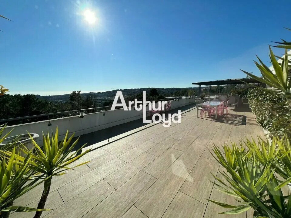 Bureau dans Valbonne à louer Photo de l’immeuble– Image 1 sur 9