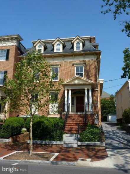 112 N Cameron St, Winchester, VA à louer - Photo de l’immeuble – Image 3 sur 8