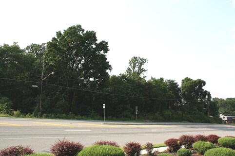 14008 Richmond Hwy, Woodbridge, VA à vendre - Photo de l’immeuble – Image 3 sur 3