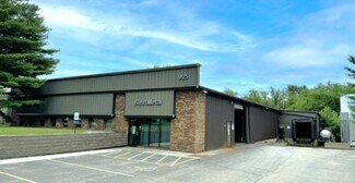 Plus de détails pour 905 & 925 Dieckman Street, Woodstock IL – Industriel/Logistique à vendre, Woodstock, IL