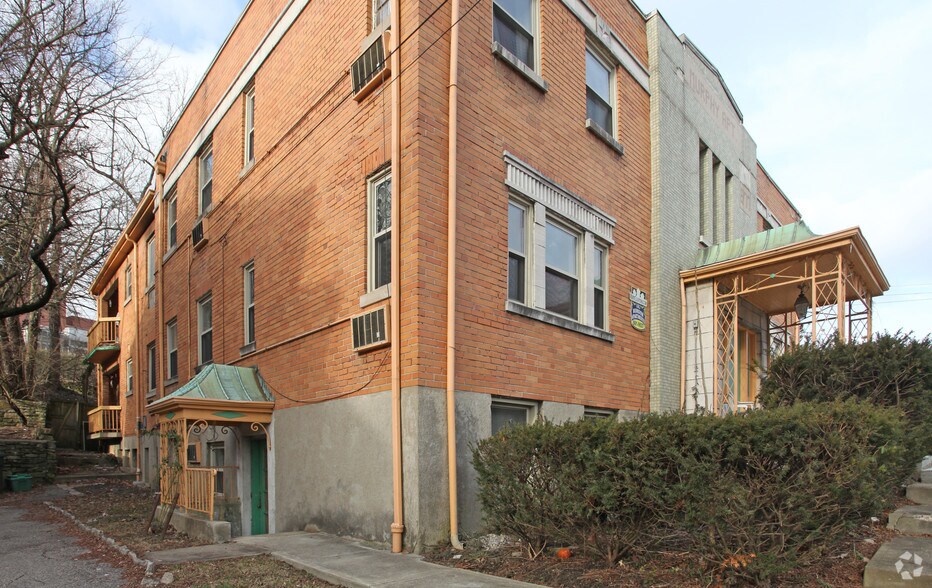 877 Ludlow, Cincinnati, OH à vendre - Photo de l’immeuble – Image 2 sur 18