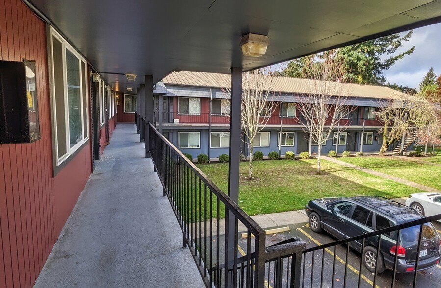5109 NE Killingsworth St, Portland, OR à vendre - Photo de l’immeuble – Image 3 sur 7