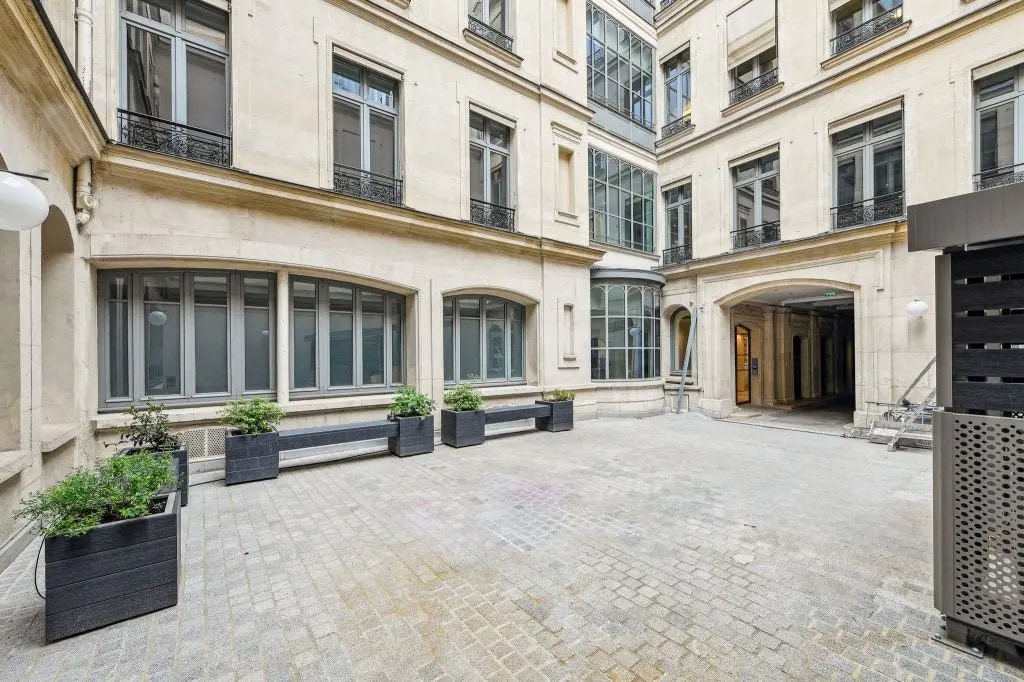 Bureau dans Paris à louer Photo de l’immeuble– Image 1 sur 2