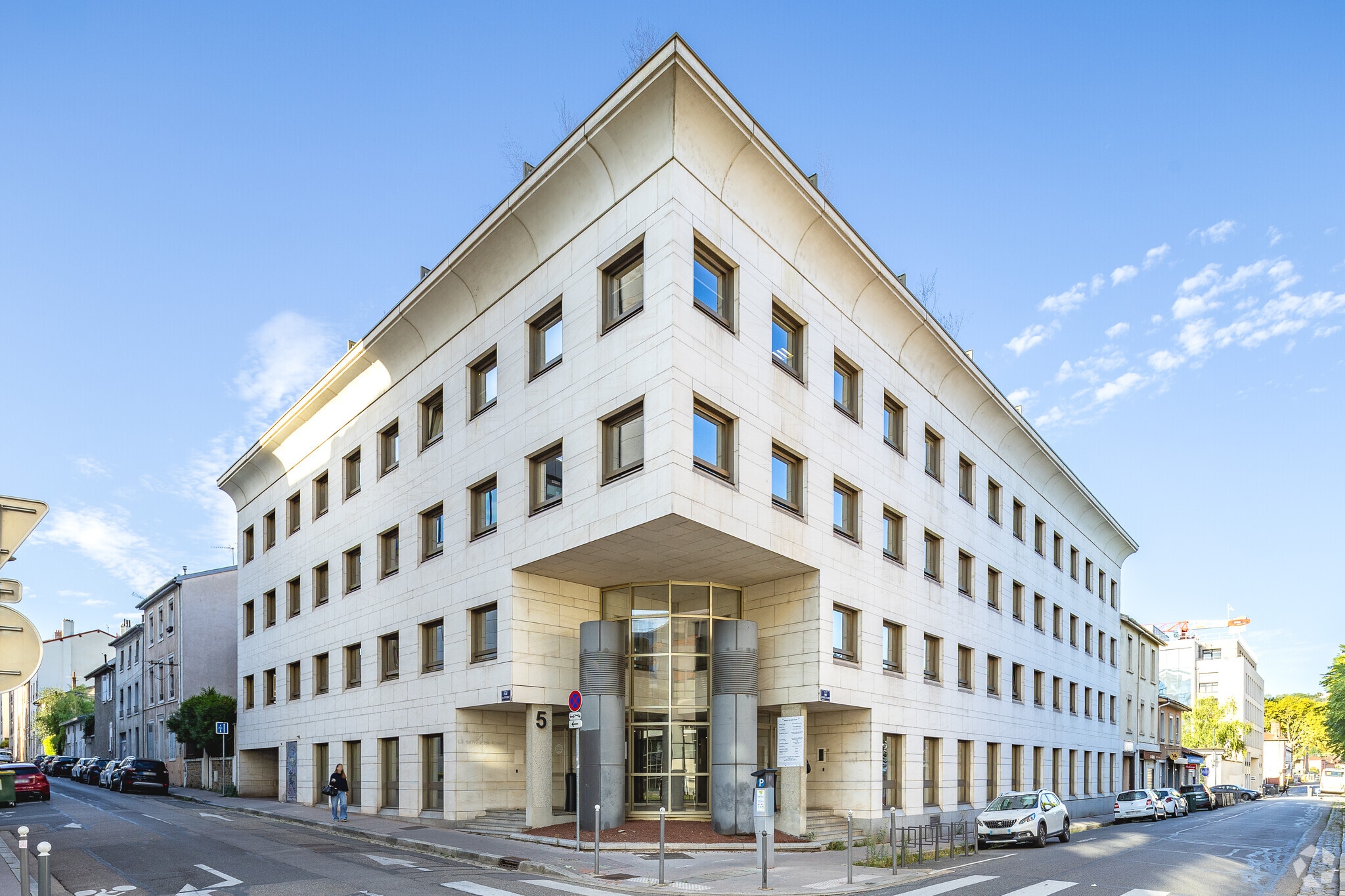 5 Rue Gorge De Loup, Lyon à louer Photo principale– Image 1 sur 4