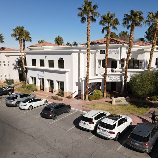 8689 W Sahara Ave, Las Vegas, NV à louer - Photo de l’immeuble – Image 3 sur 8