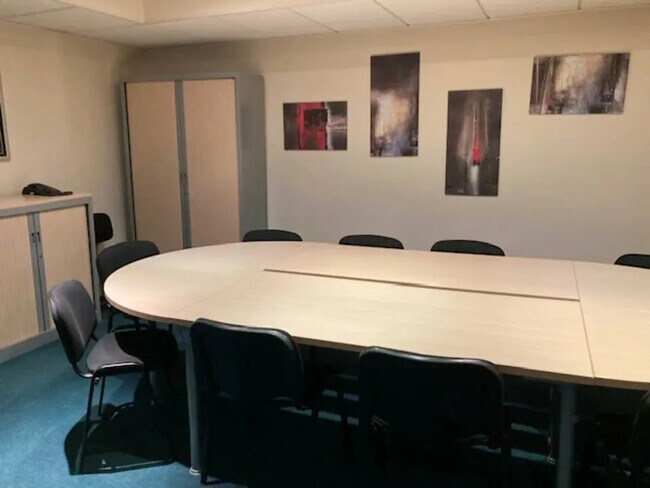 Plus de détails pour Bureau à louer