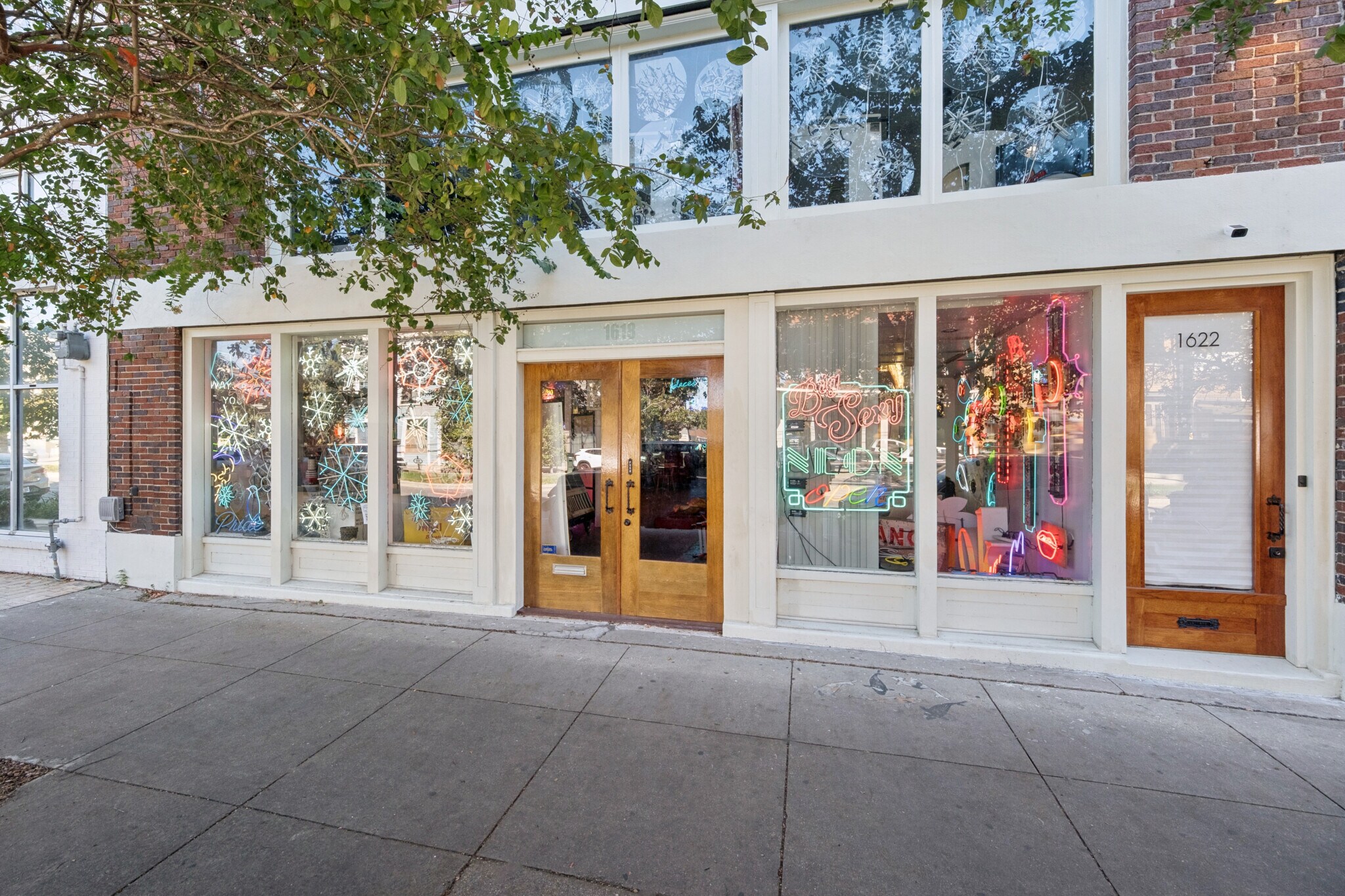 1618 Oretha Castle Haley Blvd, New Orleans, LA à louer Photo principale– Image 1 sur 18