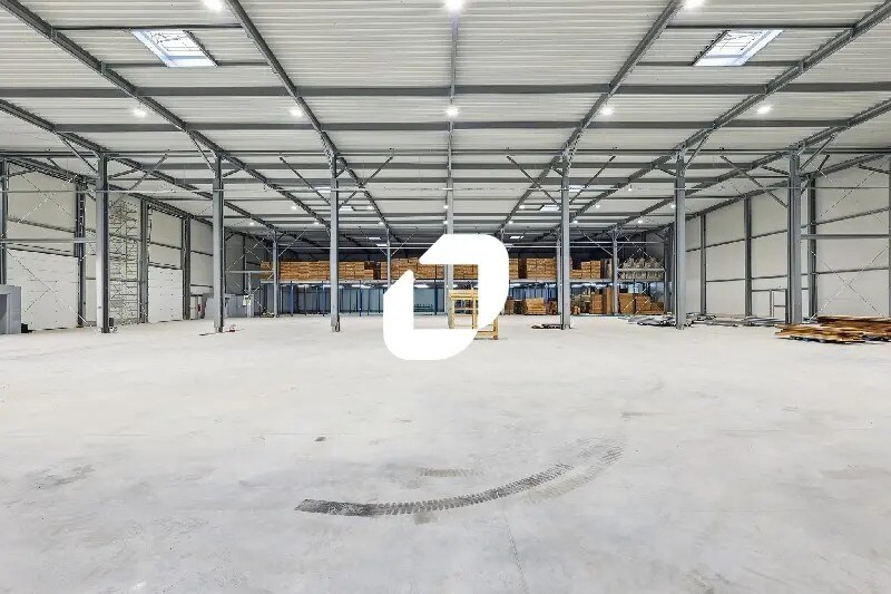 Local d’activités dans Saint-Pathus à louer Photo de l’immeuble– Image 1 sur 12