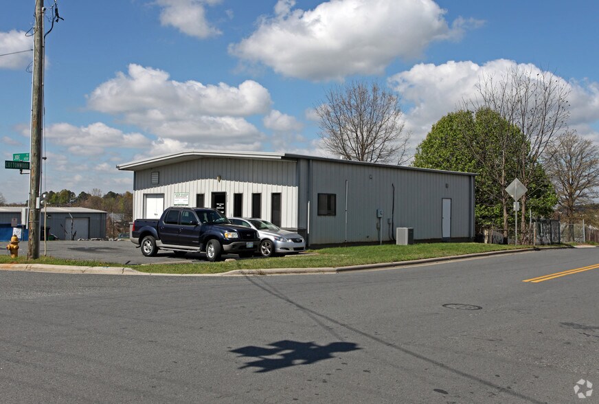 4239 Joe St, Charlotte, NC à louer - Photo principale – Image 1 sur 3
