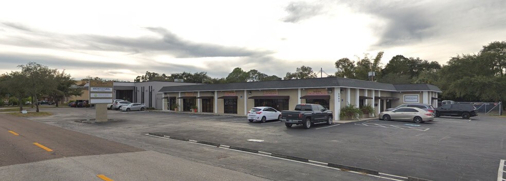 5303 S MacDill Ave, Tampa, FL à louer - Photo principale – Image 1 sur 12