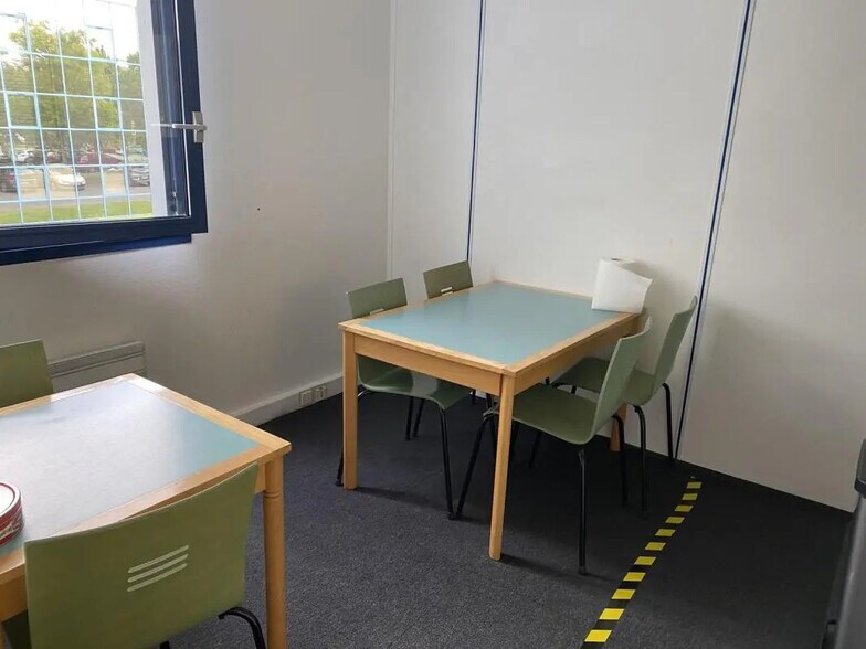 Bureau dans Hérouville-Saint-Clair à louer - Photo intérieure – Image 3 sur 5