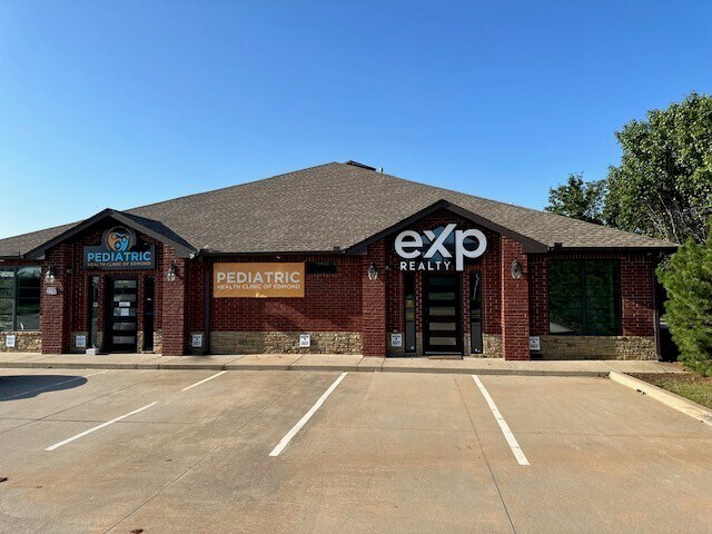 2216 NW 164th, Edmond, OK à louer - Photo de l’immeuble – Image 1 sur 10