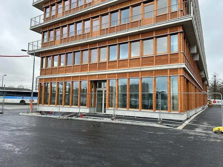 Local commercial dans Rennes à louer - Photo de l’immeuble – Image 2 sur 5