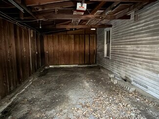Plus de détails pour 111 E Main St, Gnadenhutten, OH - Local commercial à vendre