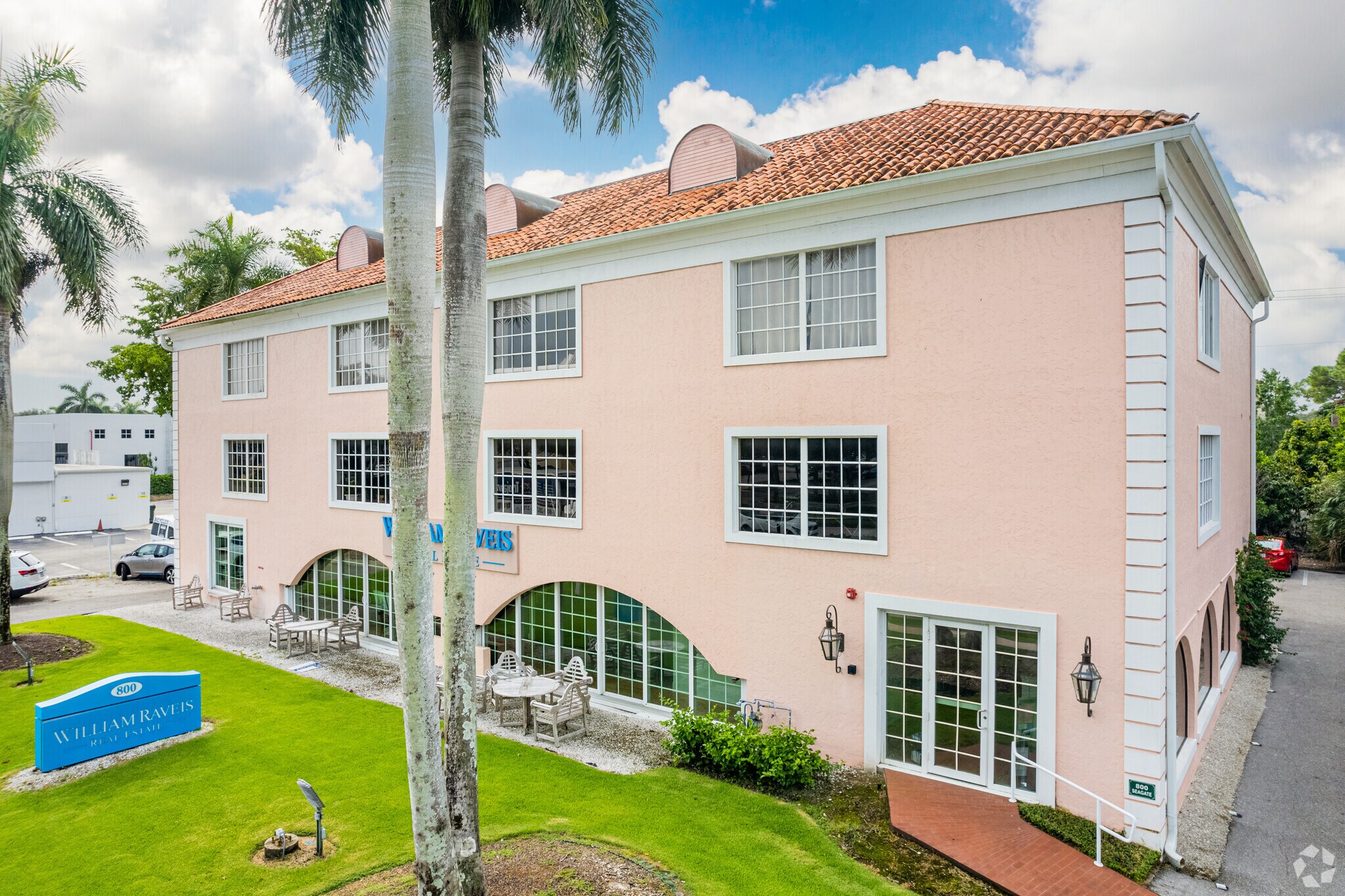 800 Seagate Dr, Naples, FL à vendre Photo principale– Image 1 sur 6
