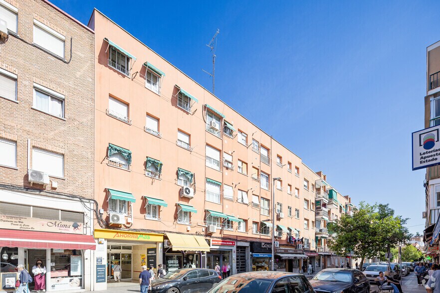 Calle de Boltaña, 19, Madrid, Madrid à louer - Photo principale – Image 1 sur 1