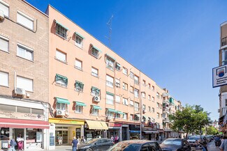Plus de détails pour Calle De Boltaña, 17-19, Madrid - Local commercial à louer
